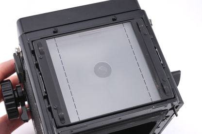 Mamiya RB67 Pro SD + Waist Level Finder + 120 6x7 Pro-SD Roll Film Holder