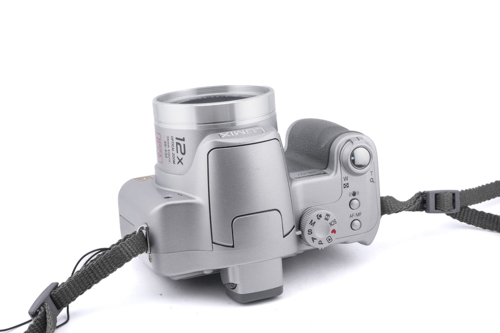 Panasonic Lumix DMC-FZ7