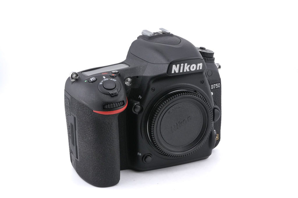 Nikon D750