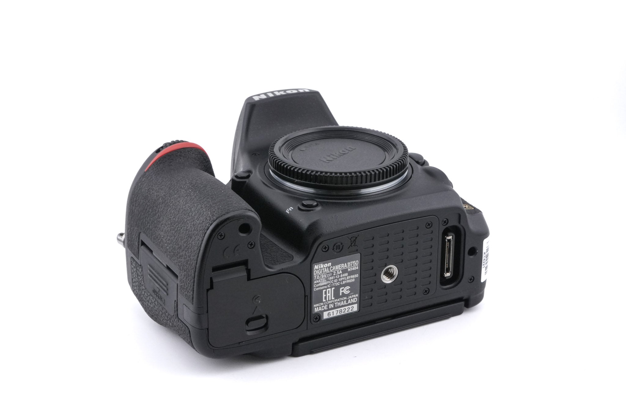 Nikon D750