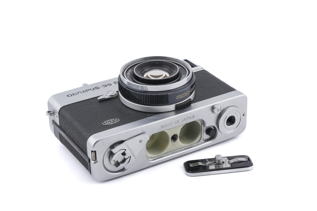 Olympus 35 EC