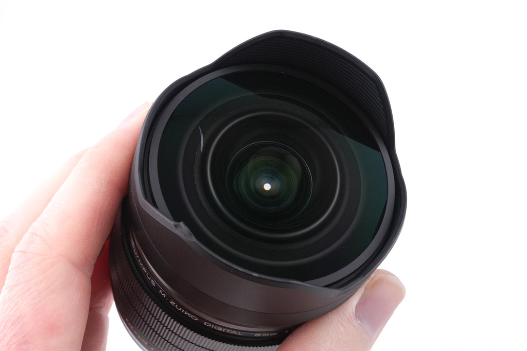Olympus 8mm f1.8 M.Zuiko Digital Fisheye Pro ED