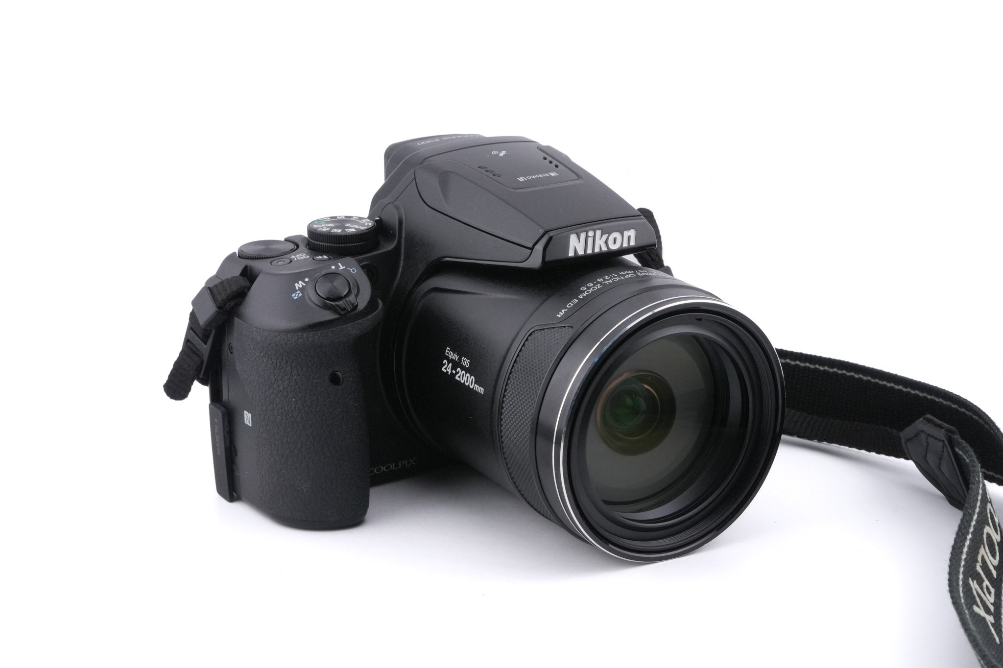 Nikon Coolpix P900