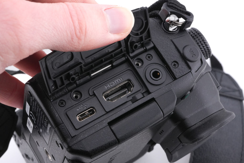 Panasonic Lumix DC-GH5