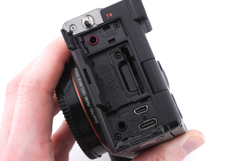 Sony A7C
