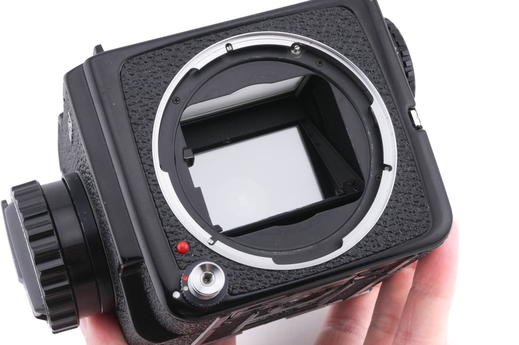 Mamiya M645 J + 80mm f2.8 Sekor C + AE Prism Finder