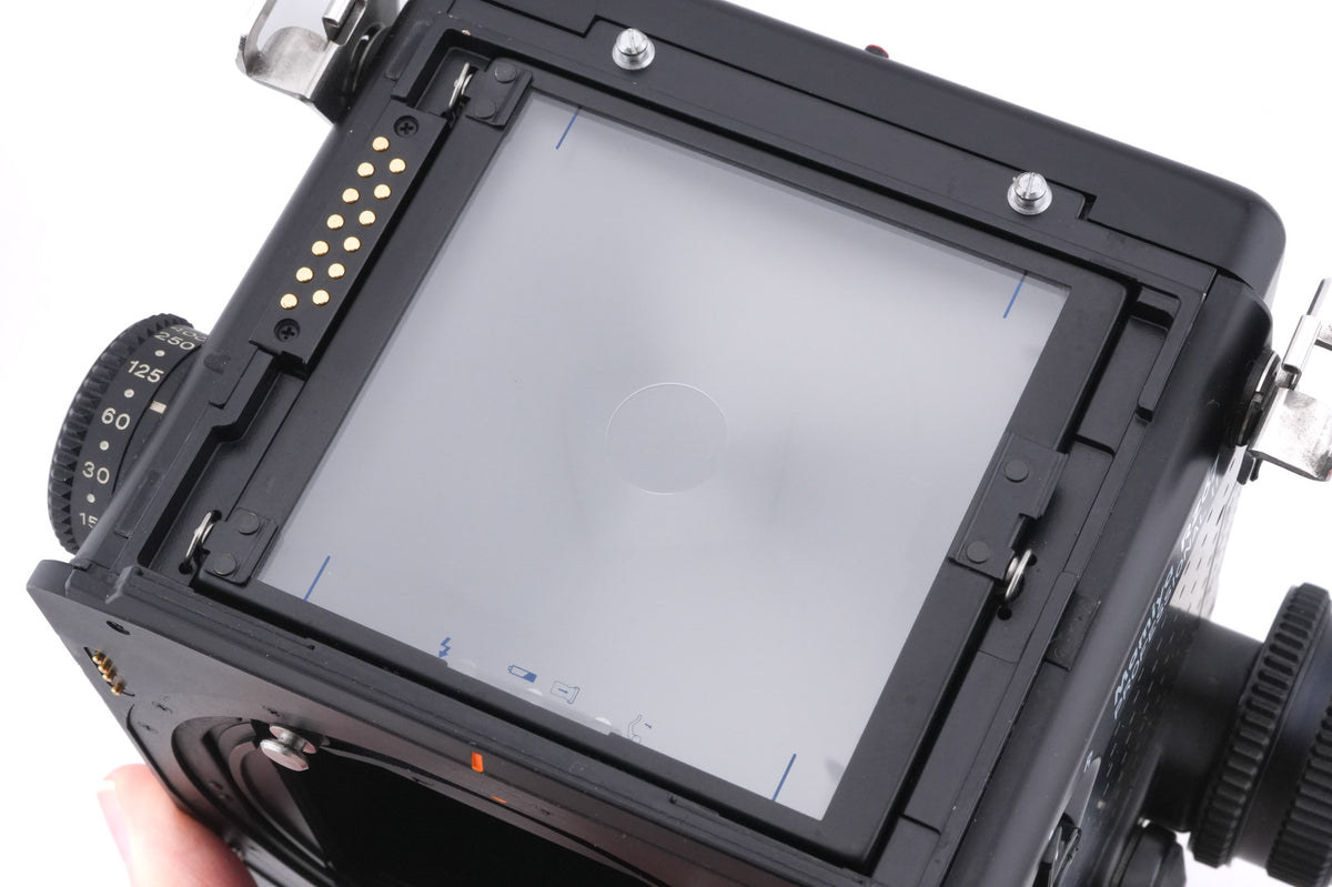 Mamiya RZ67 Professional II + Waist Level Finder