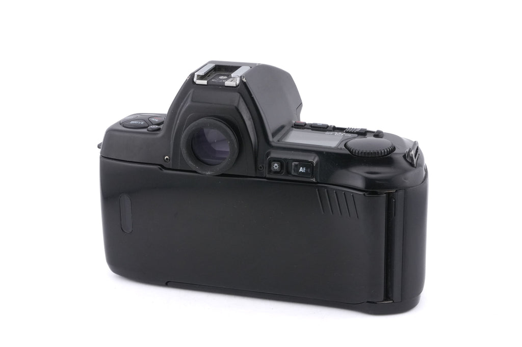 Nikon F-801s