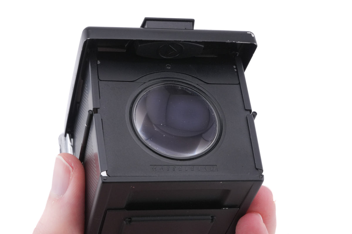 Hasselblad 501C (11045) + Waist Level Finder (New / Black, 42323) + A12N Film Magazine (30213) + Acute Matte Grid / Split Image Focusing Screen (42170)