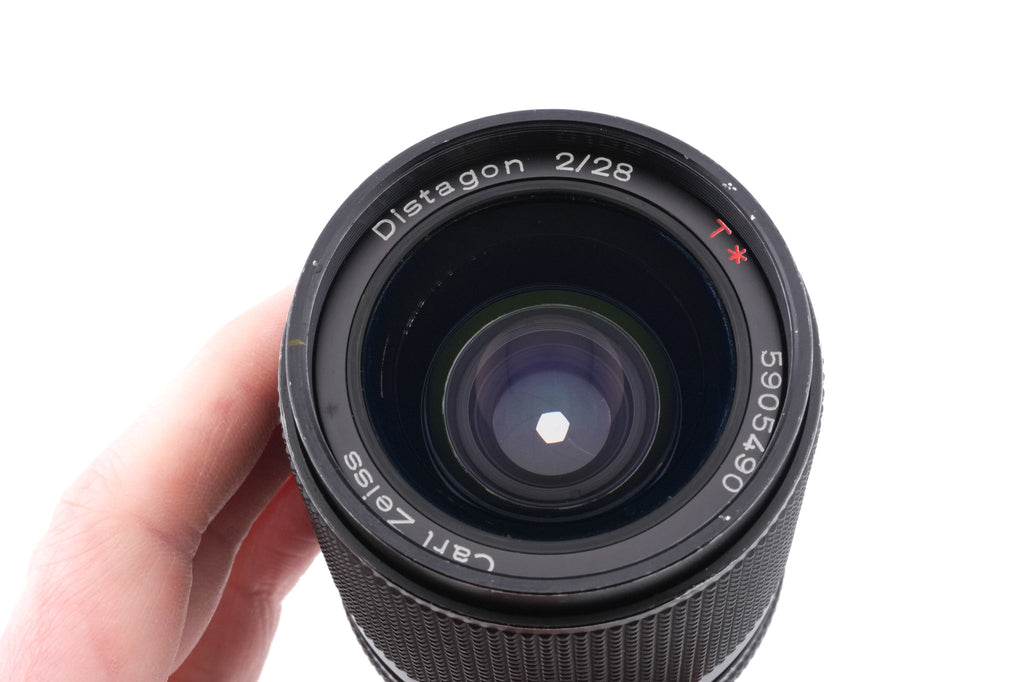 Carl Zeiss 28mm f2 Distagon T* (AE)