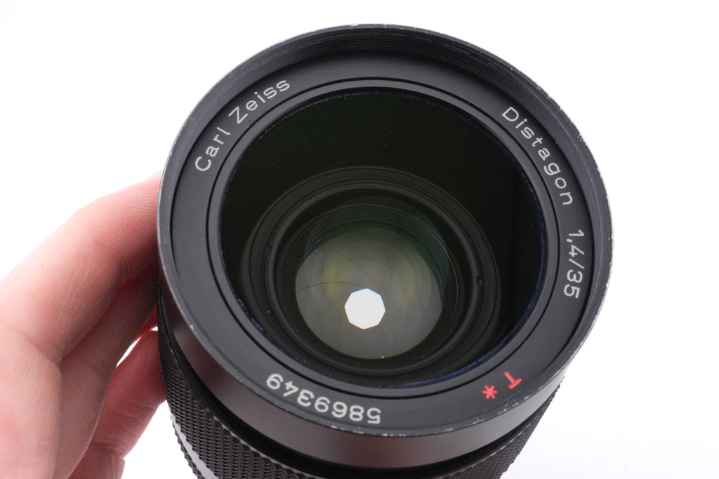 Carl Zeiss 35mm f1.4 Distagon T* (AE)