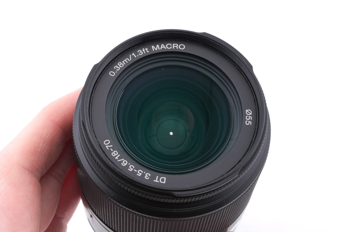 Sony 18-70mm f3.5-5.6 DT Macro (SAL1870)