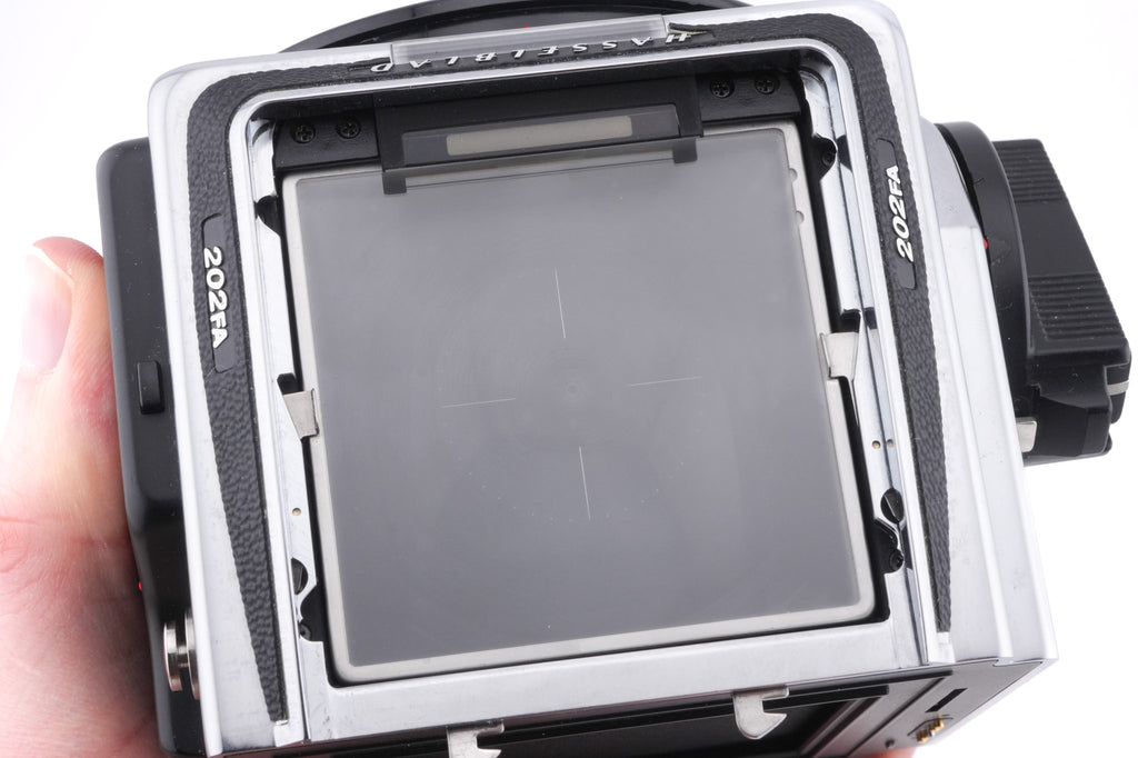 Hasselblad 202FA (Silver, 10542) + Acute Matte D Focusing Screen (42210)