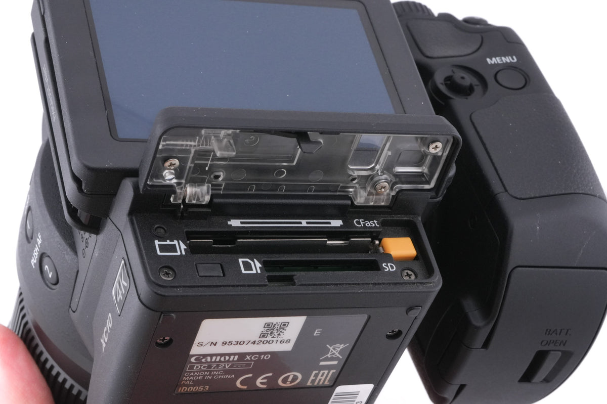 Canon XC10