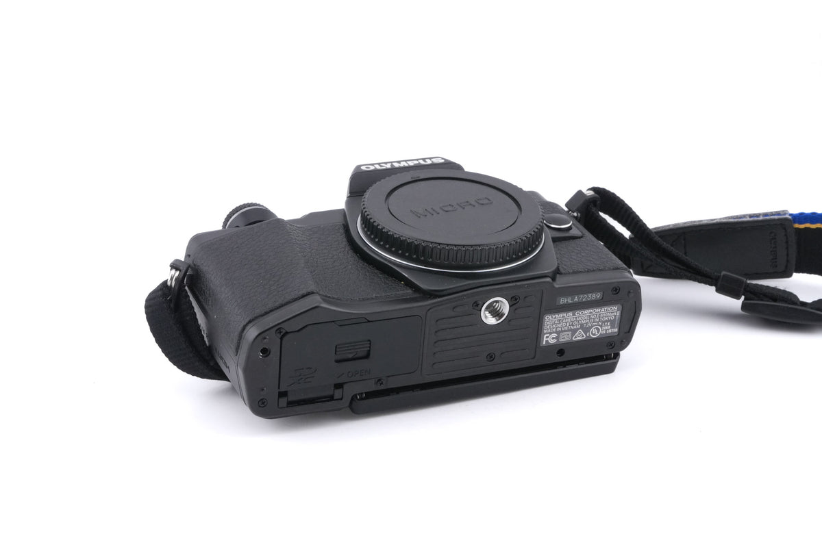 Olympus OM-D E-M10 Mark II