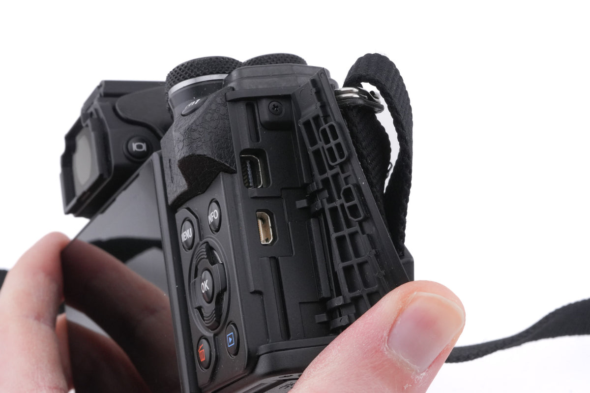 Olympus OM-D E-M10 Mark II