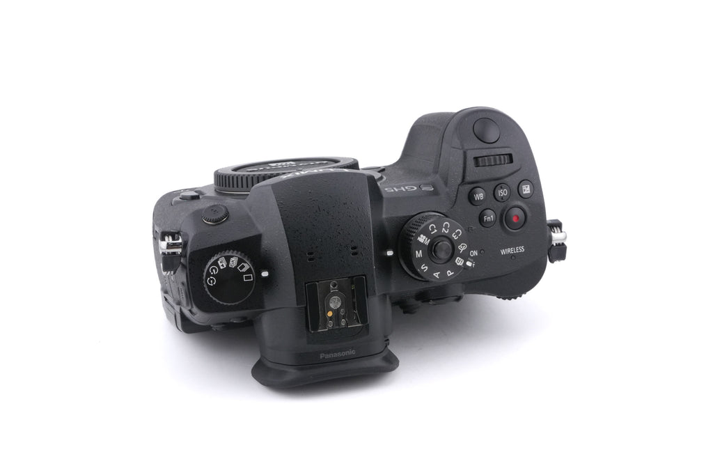 Panasonic Lumix DC-GH5