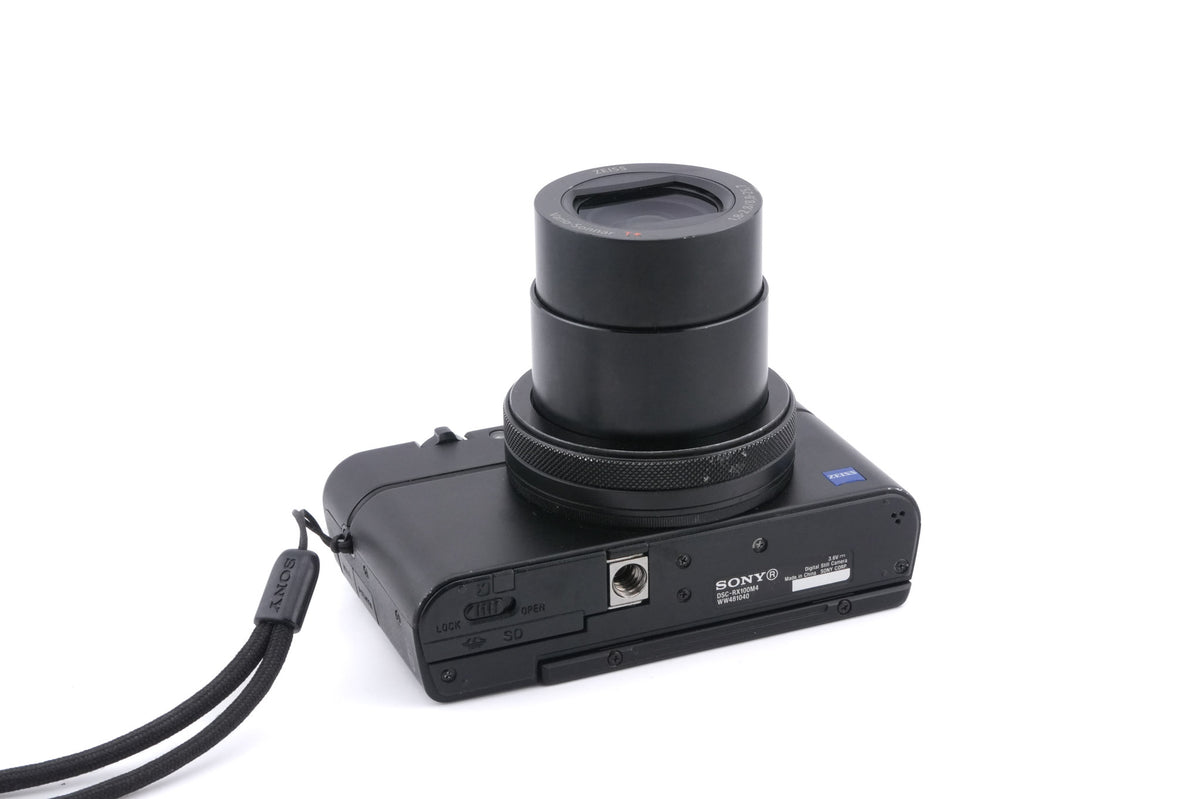 Sony Cyber-Shot DSC-RX100 IV