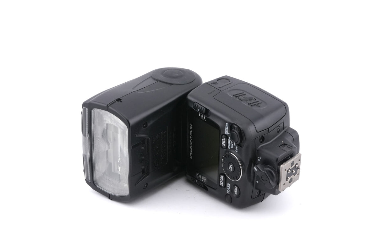 Nikon SB-700 Speedlight