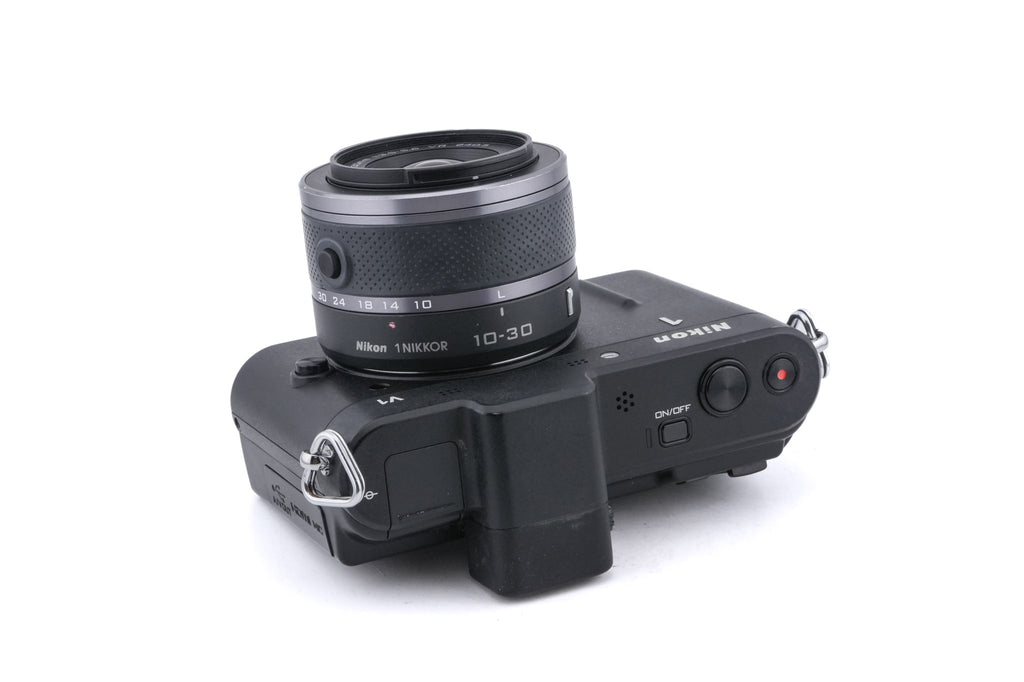 Nikon 1 V1 + 10-30mm f3.5-5.6 VR Nikkor 1