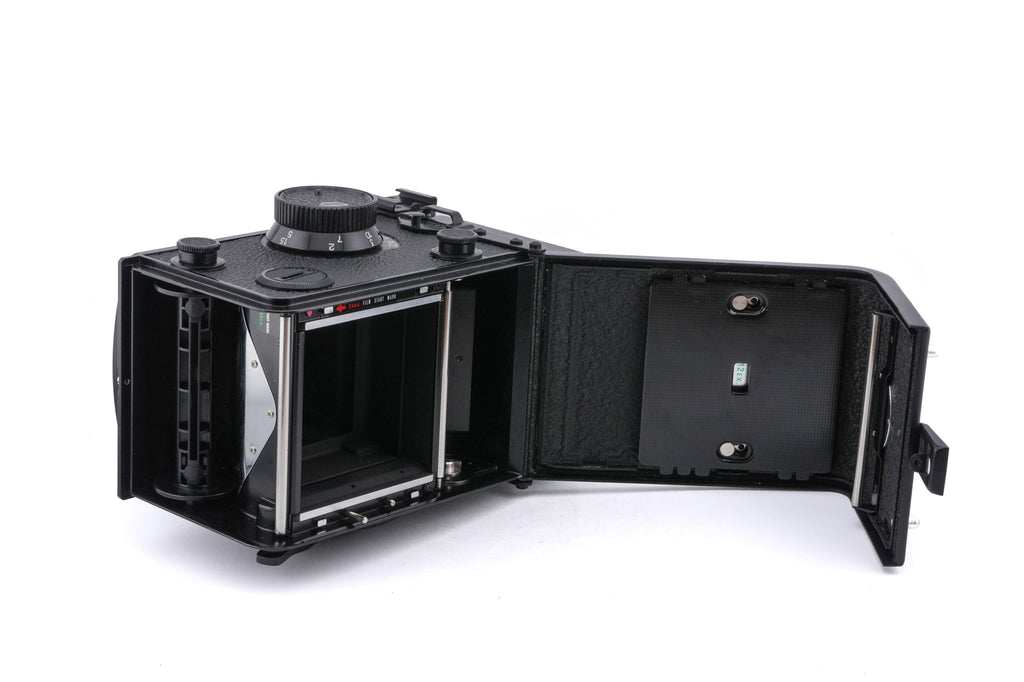 Yashica Mat-124 G