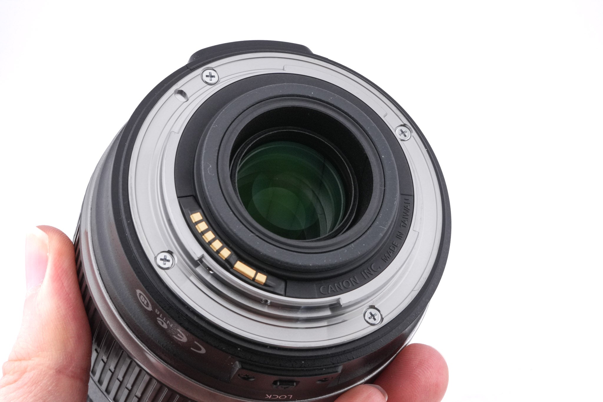 Canon 18-200mm f3.5-5.6 IS