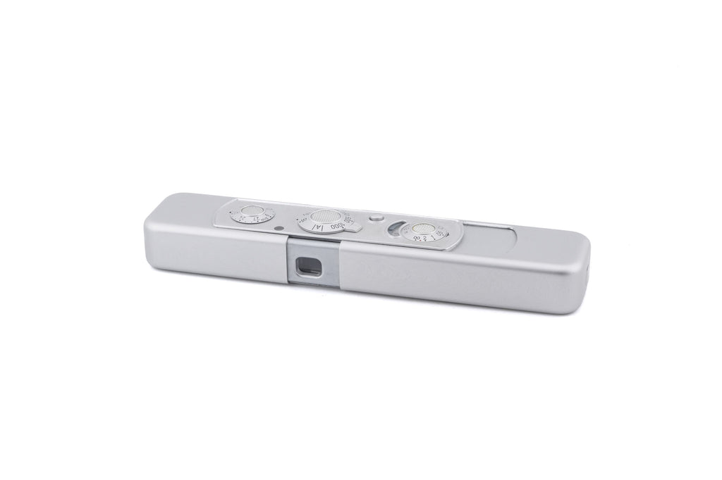 Minox C