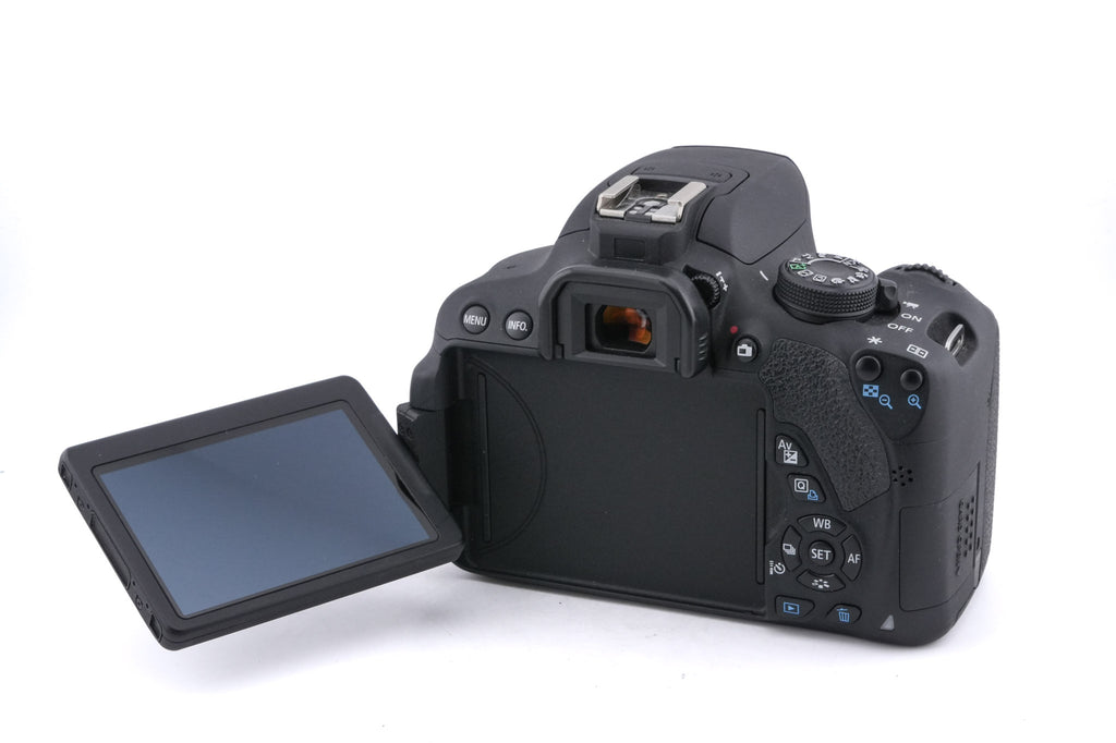 Canon EOS 700D