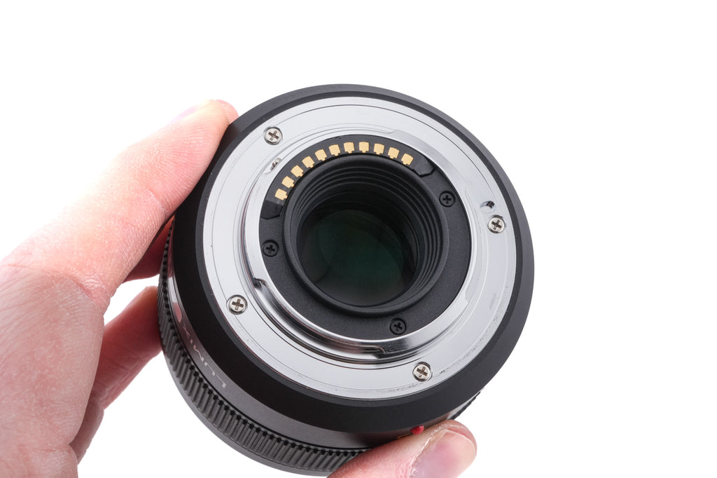 Panasonic 25mm f1.4 ASPH. Leica DG Summilux (H-X025)