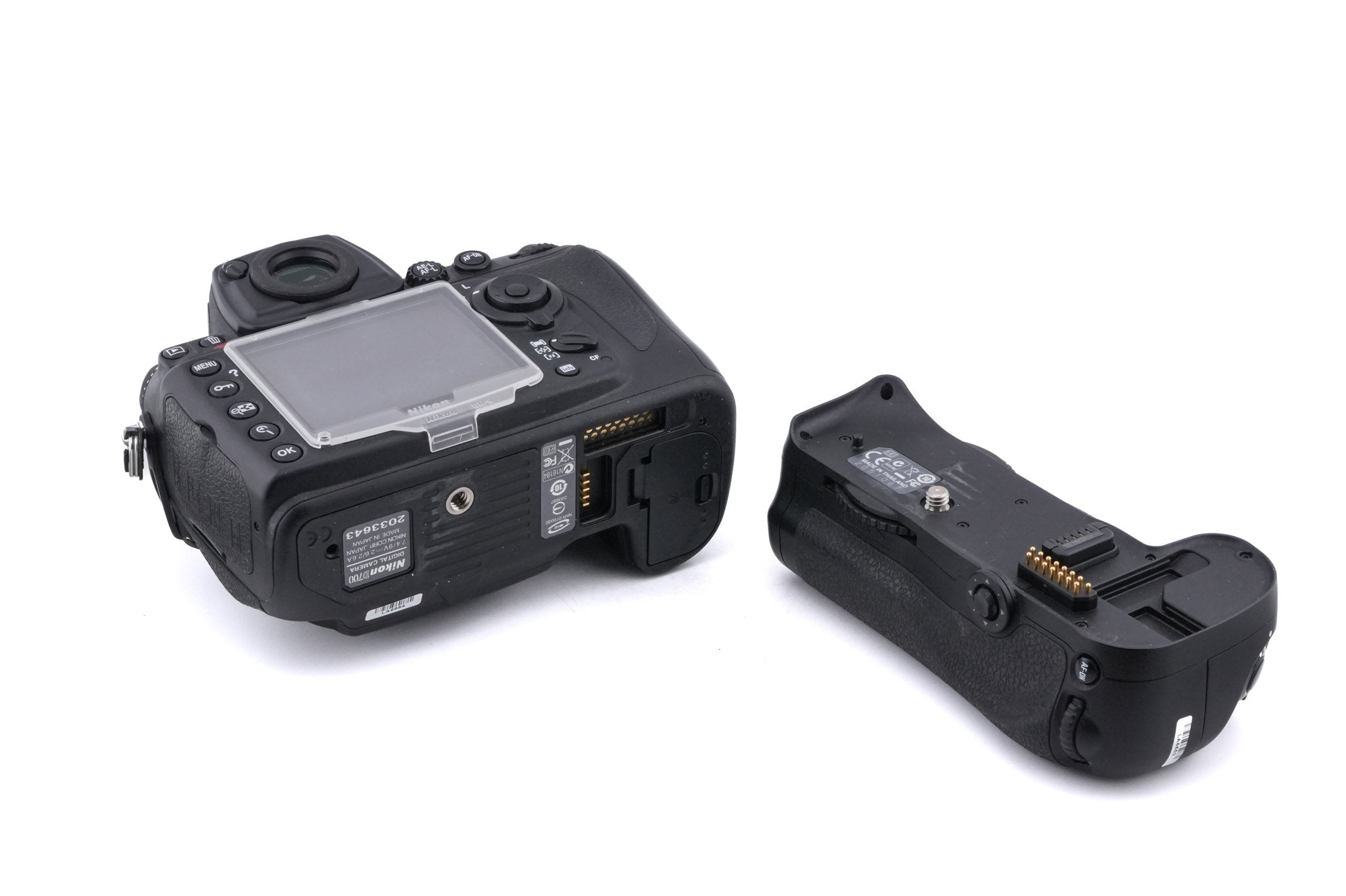 Nikon D700 + MB-D10 Multi-Power Battery Pack