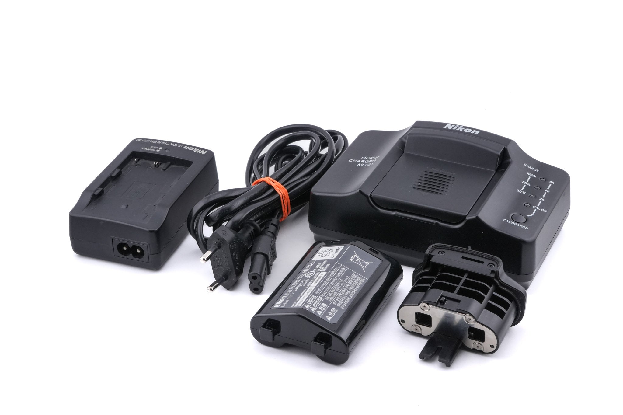 Nikon D700 + MB-D10 Multi-Power Battery Pack