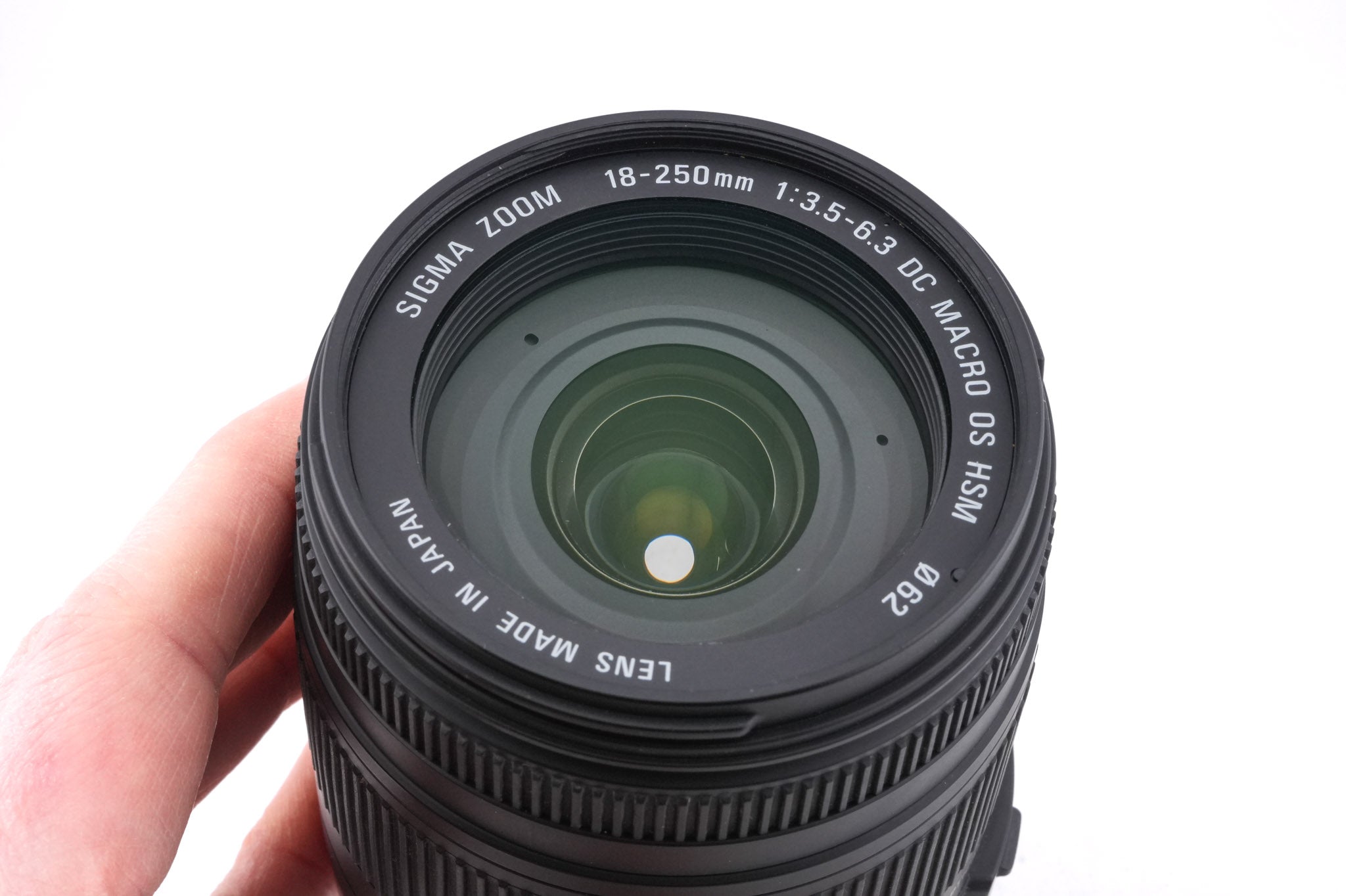 Sigma 18-250mm f3.5-6.3 DC OS Macro HSM