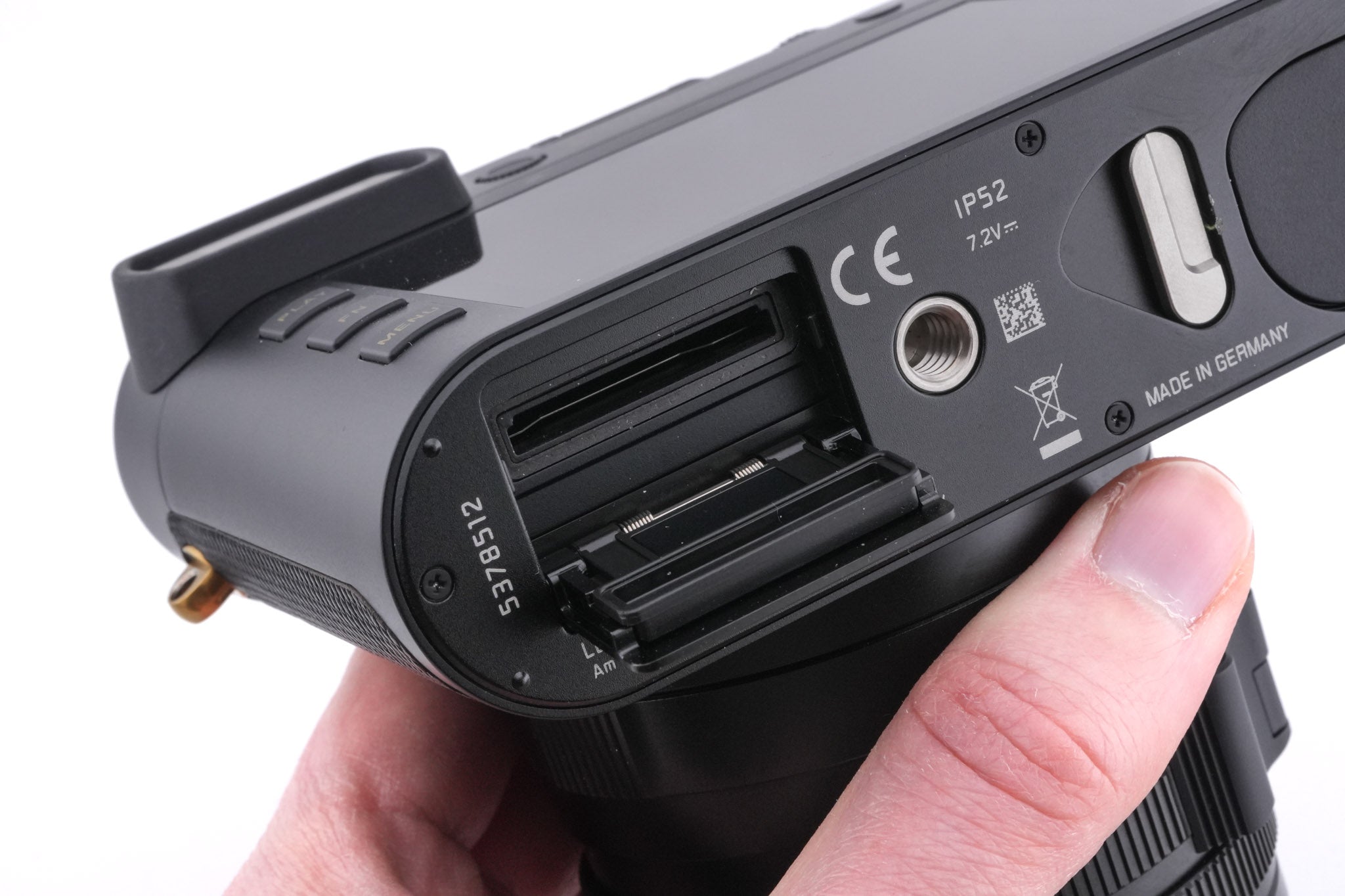 Leica Q2 (Daniel Craig x Greg Williams) (19058 / 19062)