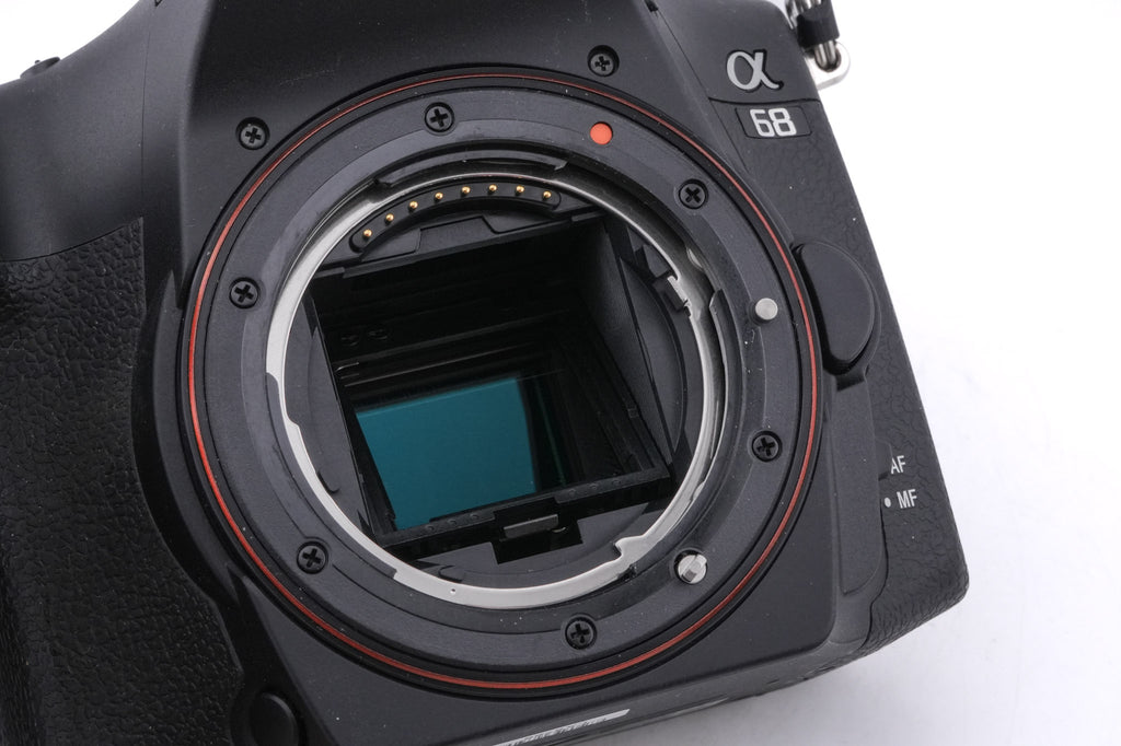 Sony A68
