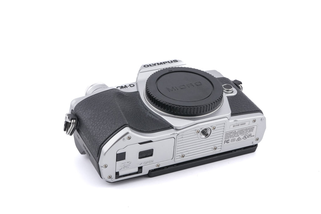 Olympus OM-D E-M10 Mark III