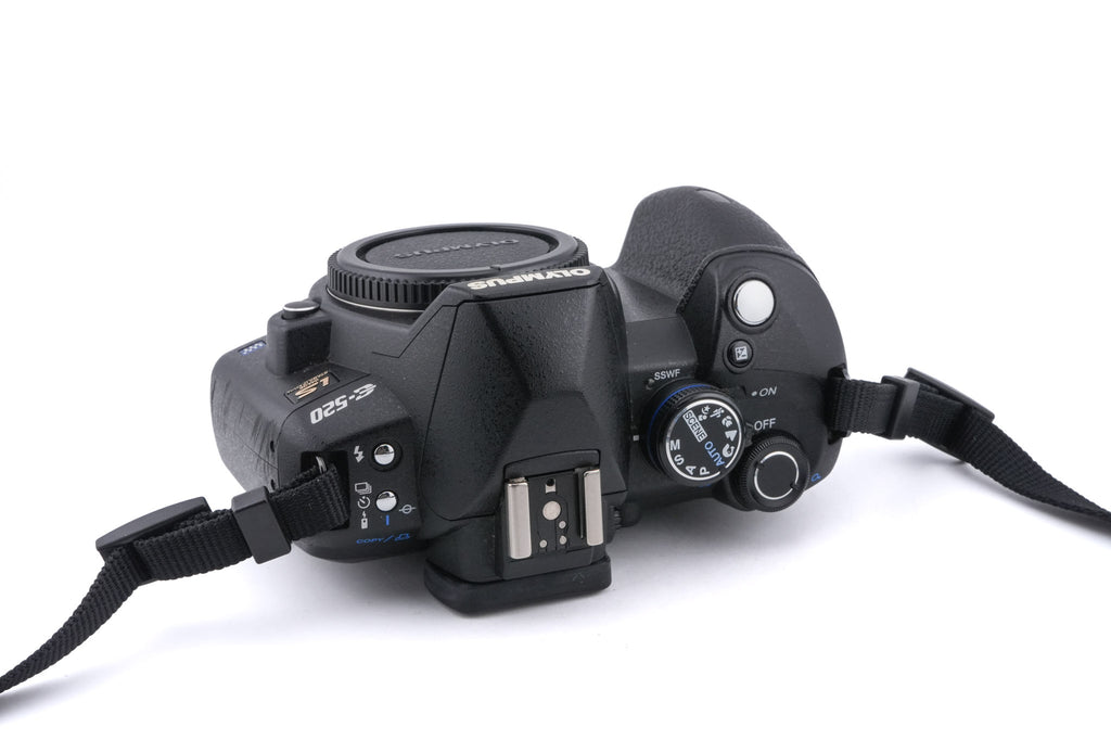 Olympus E-520