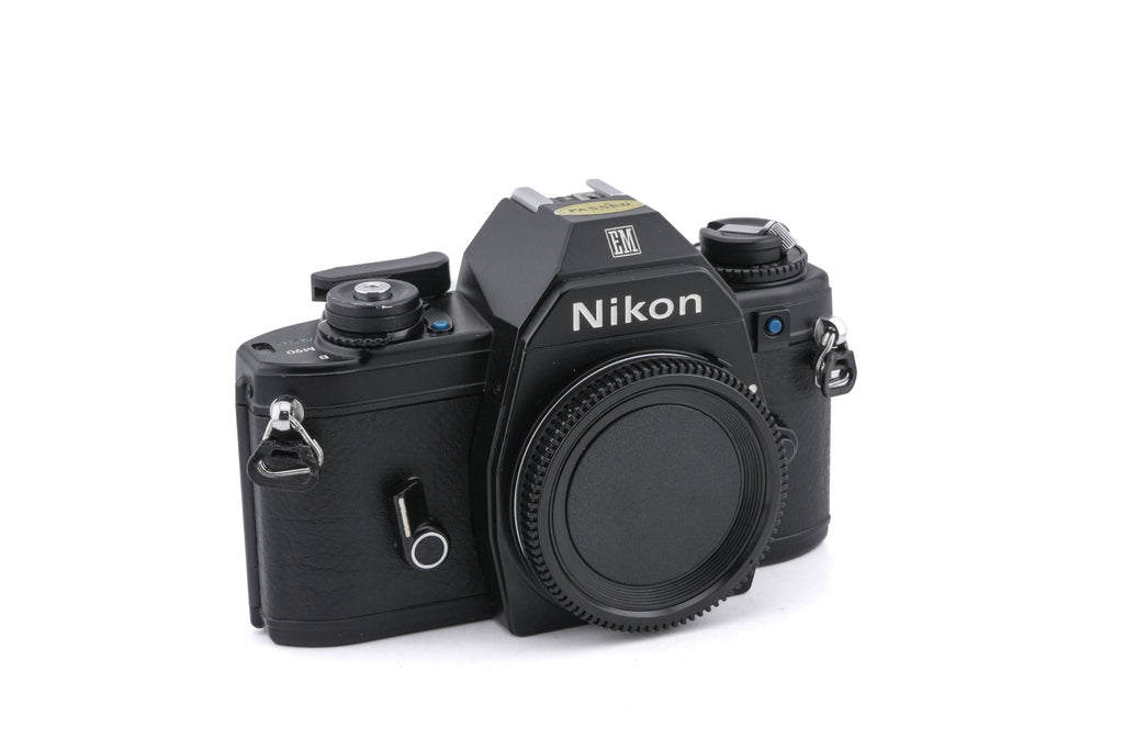 Nikon EM