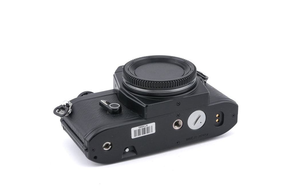 Nikon EM