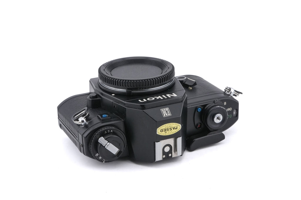 Nikon EM