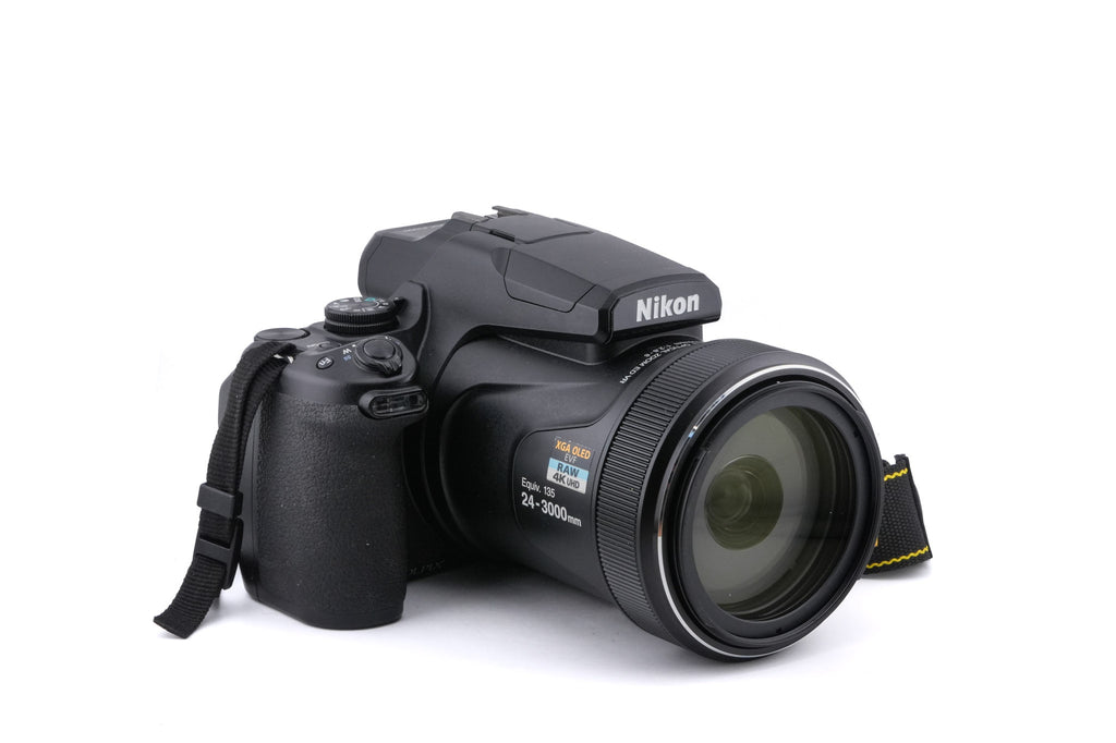 Nikon Coolpix P1000