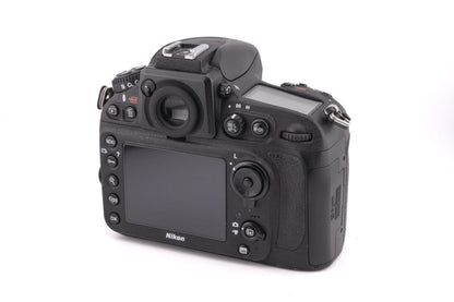 Nikon D800