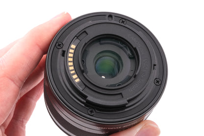 Canon 15-45mm f3.5-6.3 IS STM