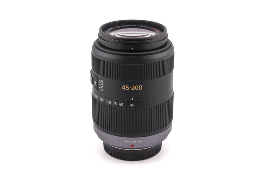 Panasonic 45-200mm f4-5.6 G Vario Mega O.I.S.