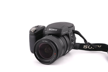 Sony Cyber-Shot DSC-R1