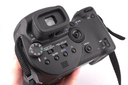 Sony Cyber-Shot DSC-R1