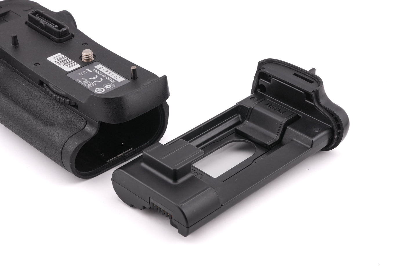 Nikon MB-D12 Multi Power Battery Pack