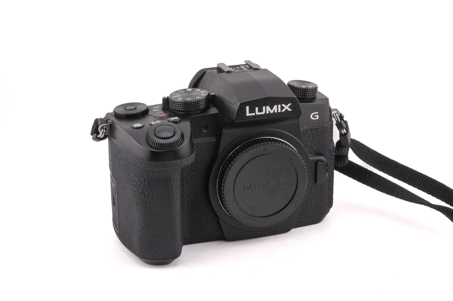 Panasonic Lumix DC-G90