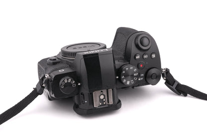 Panasonic Lumix DC-G90