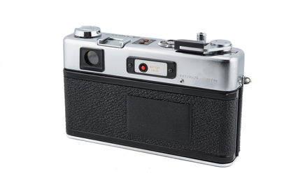 Yashica Electro 35 GS