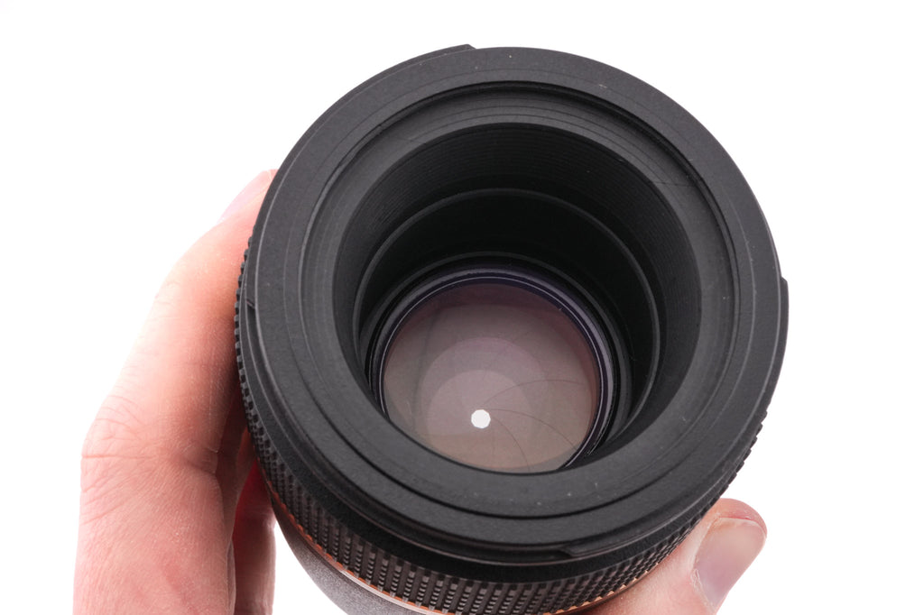 Tamron 90mm f2.8 SP AF Di Macro 1:1 (272E)